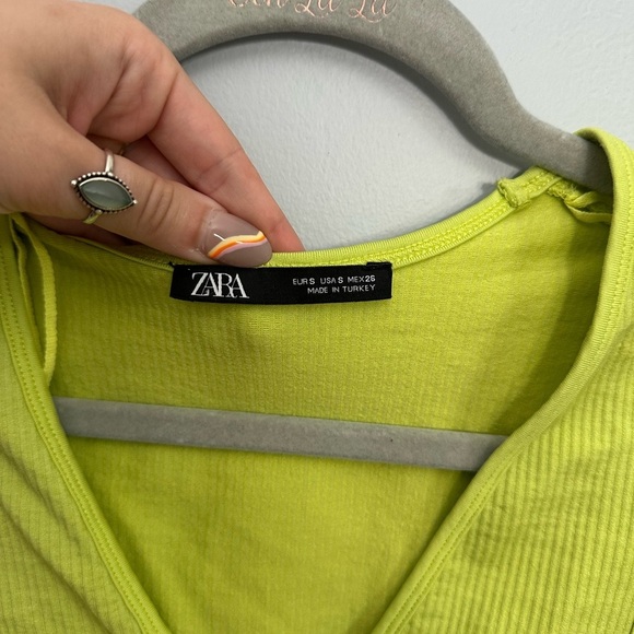 Zara Seamless Tank - Picture 3 of 3